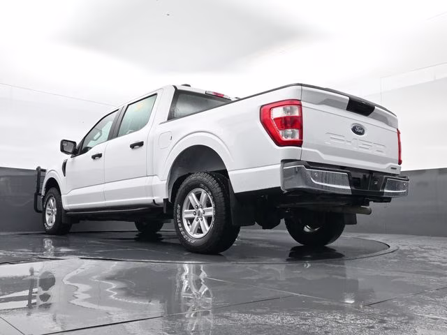 2021 Oxford White Ford F-150 XL 4X4 Truck