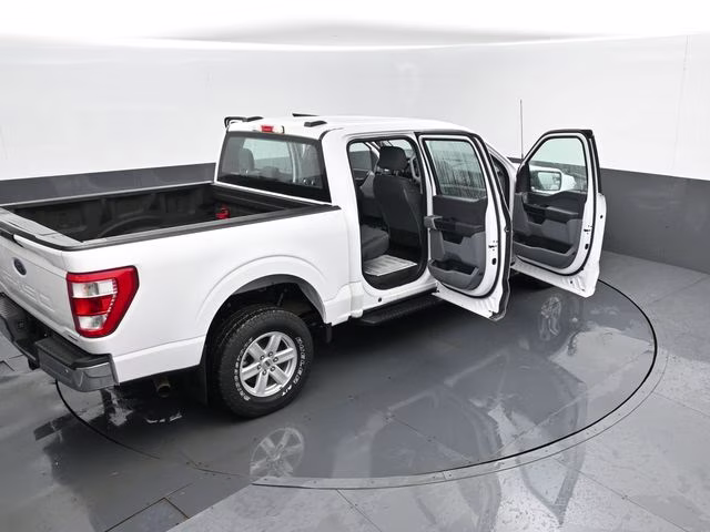 2021 Oxford White Ford F-150 XL 4X4 Truck