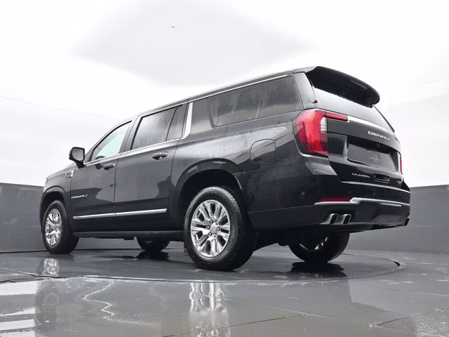 2025 Onyx Black GMC Yukon XL Denali 4X4 SUV
