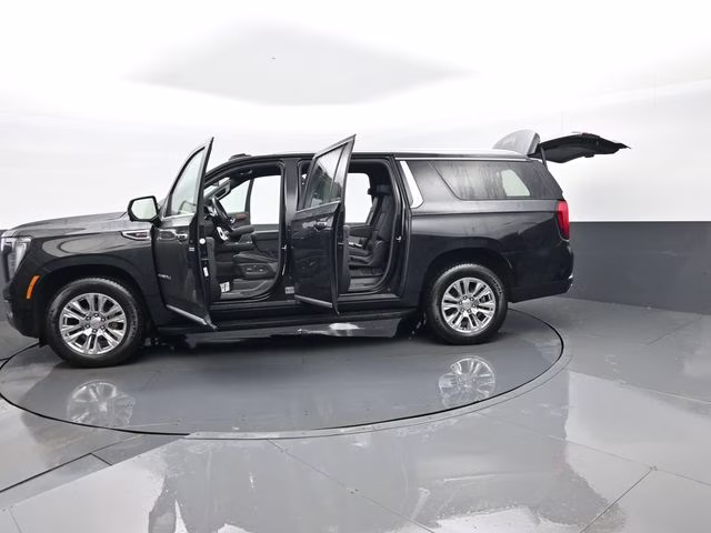 2025 Onyx Black GMC Yukon XL Denali 4X4 SUV