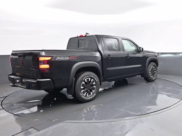 2024 Super Black Nissan Frontier PRO-4X 4X4 Truck