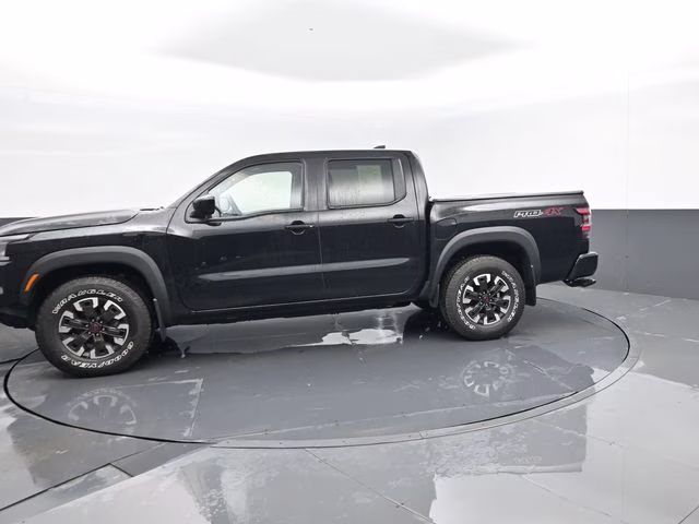 2024 Super Black Nissan Frontier PRO-4X 4X4 Truck