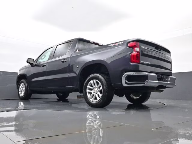 2024 Dark Ash Metallic Chevrolet Silverado 1500 LT 4X4 Truck