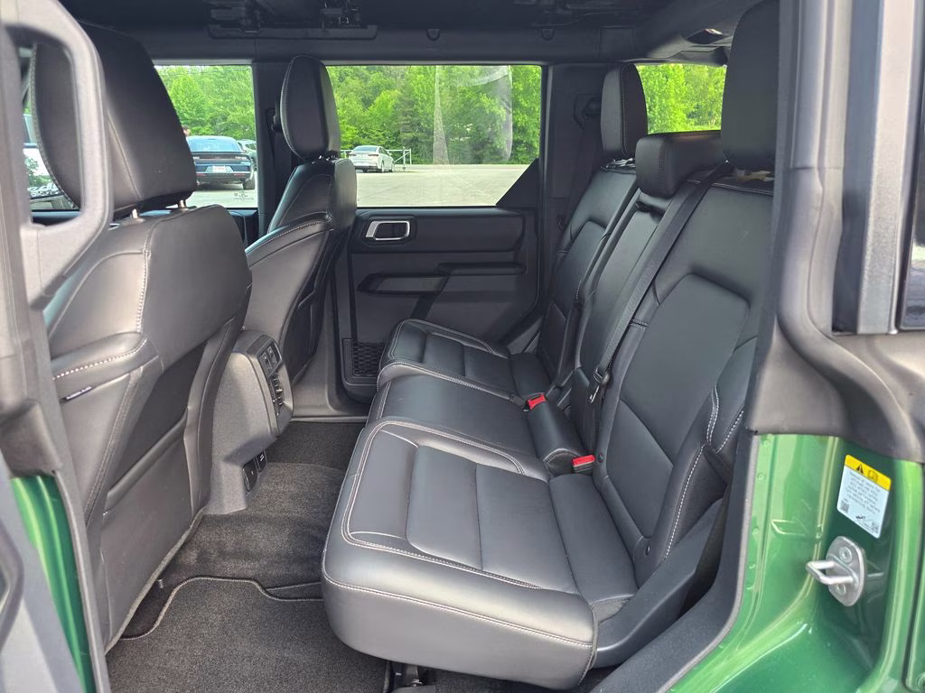 2025 Eruption Green Metallic Ford Bronco Outer Banks 4X4 SUV