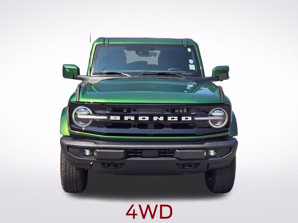 2025 Eruption Green Metallic Ford Bronco Outer Banks 4X4 SUV