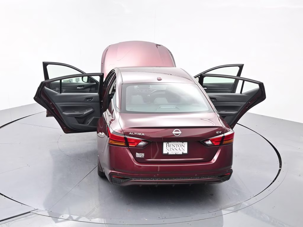 2024 Garnet Pearl Metallic Nissan Altima 2.5 SV FWD Sedan