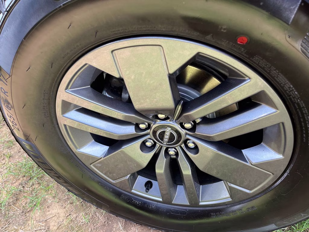 2022 Tactical Green Metallic Nissan Frontier SV RWD Truck