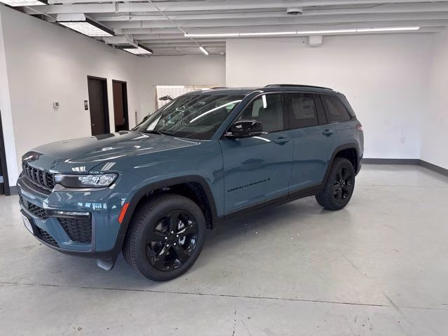 2026 Steel Blue Jeep Grand Cherokee Limited 4X4 SUV