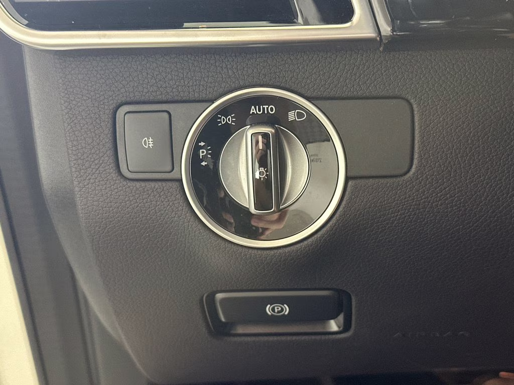2019 Polar White Mercedes-Benz GLE GLE 400 AWD SUV