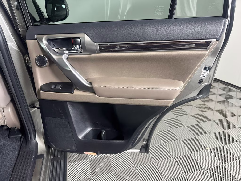 2023 Atomic Silver Lexus GX 460 4X4 SUV