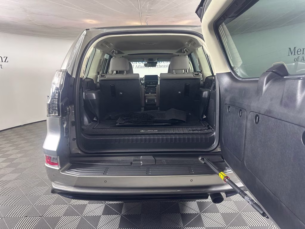2023 Atomic Silver Lexus GX 460 4X4 SUV