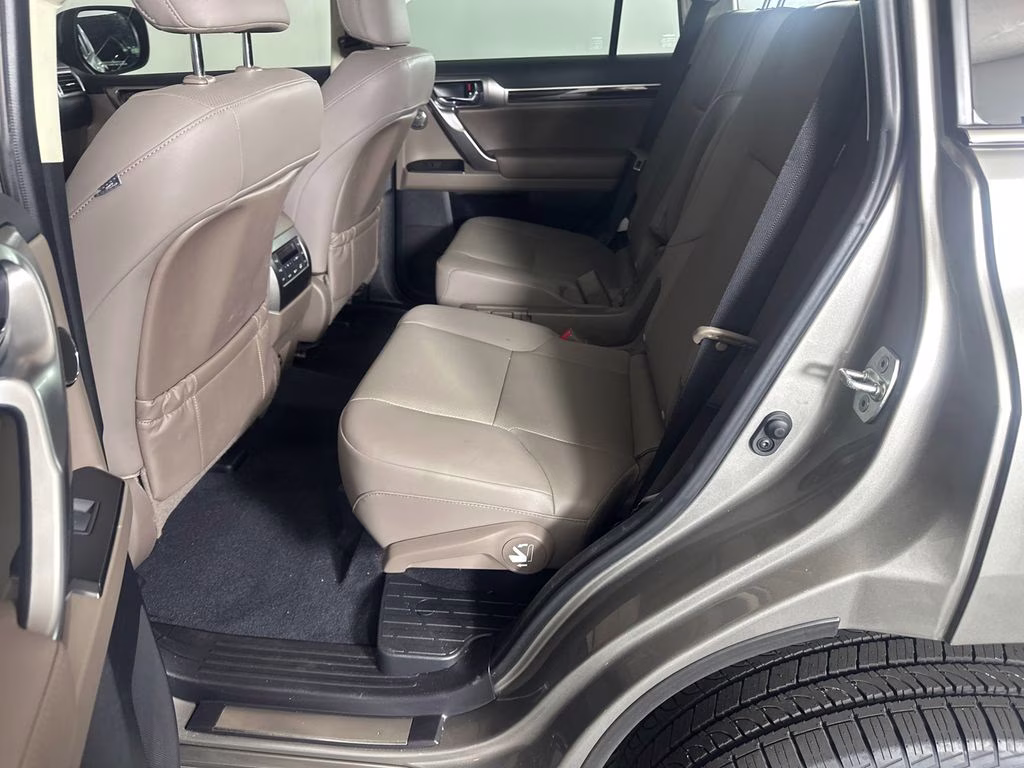 2023 Atomic Silver Lexus GX 460 4X4 SUV