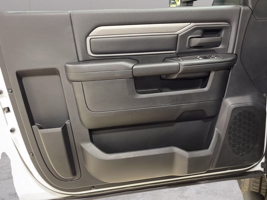 2026 Bright White Clearcoat Ram 2500 Tradesman 4X4 Truck