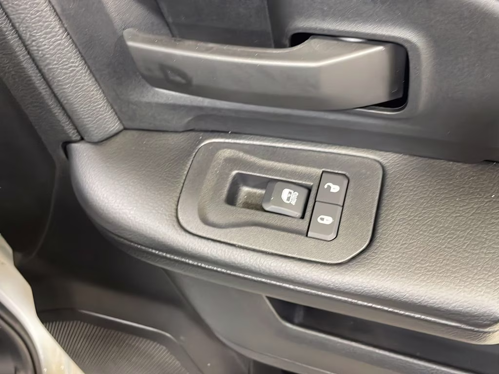 2026 Bright White Clearcoat Ram 2500 Tradesman 4X4 Truck