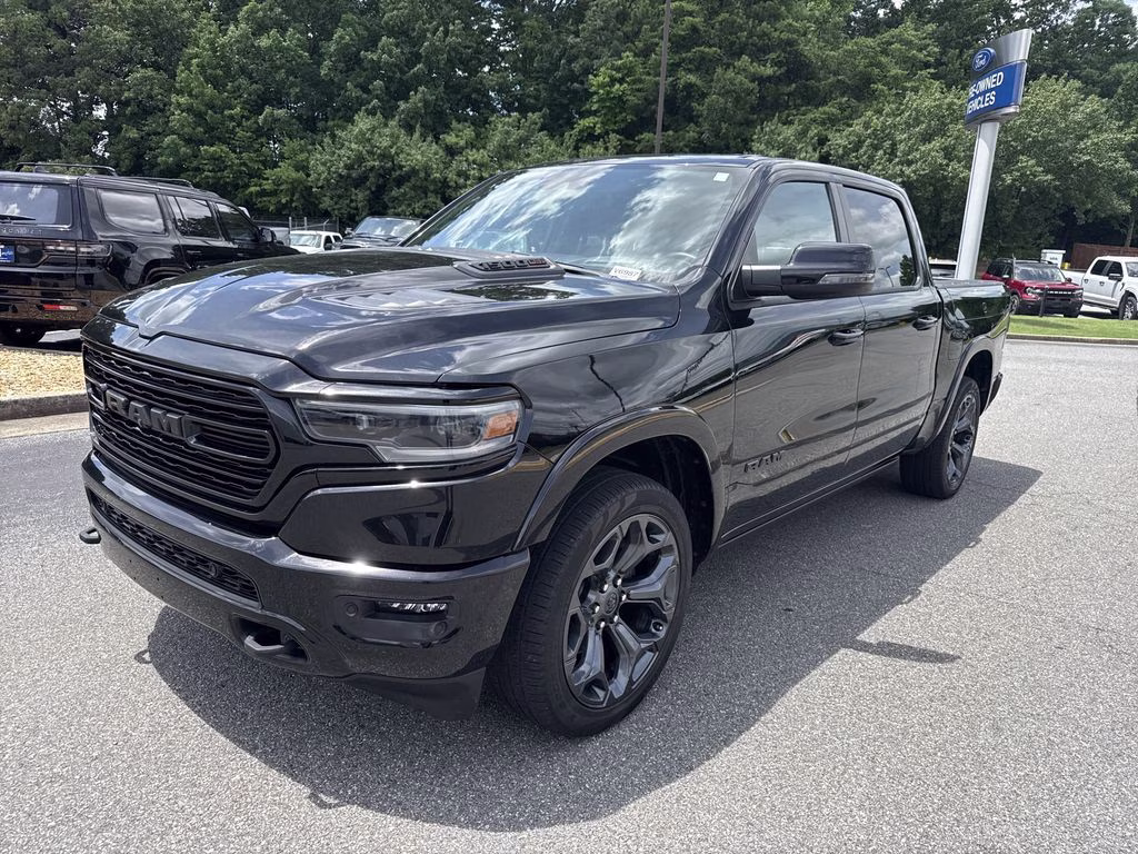 2023 Diamond Black Crystal Pearlcoat Ram 1500 Limited 4X4 Truck
