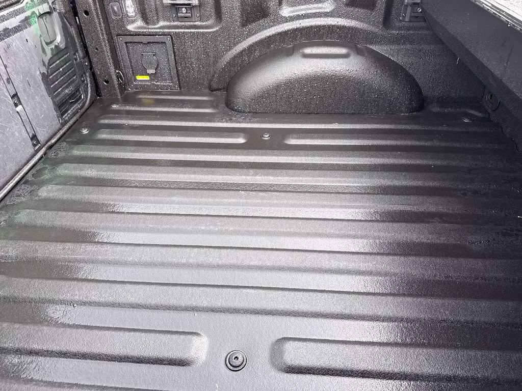 2021 Agate Black Metallic Ford F-150 Lariat 4X4 Truck
