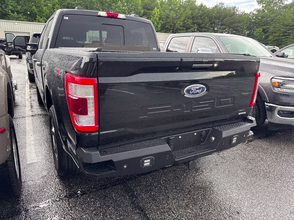 2021 Agate Black Metallic Ford F-150 Lariat 4X4 Truck