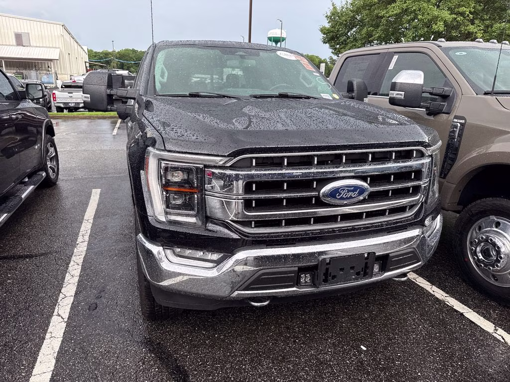 2021 Agate Black Metallic Ford F-150 Lariat 4X4 Truck