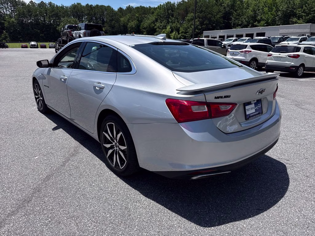2020 Silver Ice Metallic Chevrolet Malibu RS FWD Sedan
