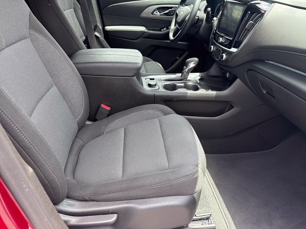 2023 Radiant Red Tintcoat Chevrolet Traverse LT FWD SUV