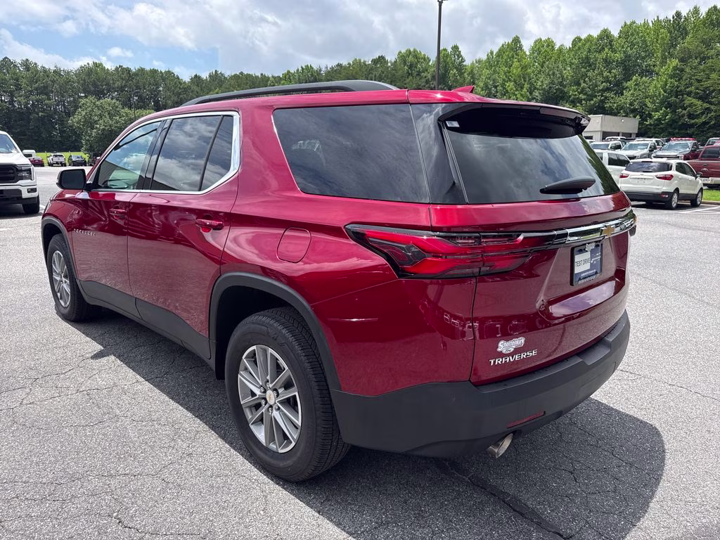 2023 Radiant Red Tintcoat Chevrolet Traverse LT FWD SUV