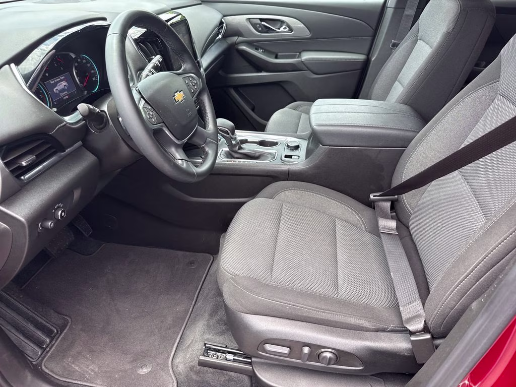2023 Radiant Red Tintcoat Chevrolet Traverse LT FWD SUV