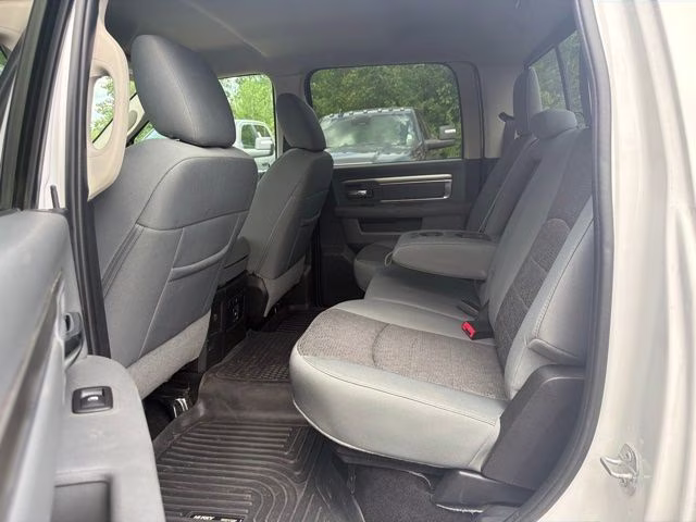 2016 Bright White Clearcoat Ram 2500 Big Horn 4X4 Truck