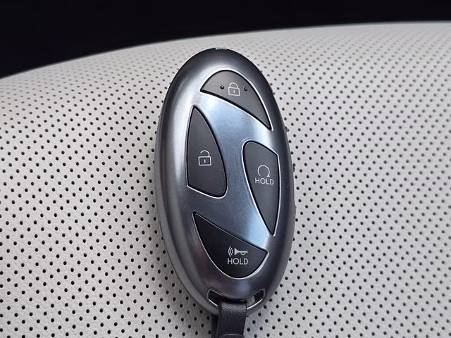 2026 Creamy White Pearl Hyundai Tucson Hybrid Limited AWD SUV