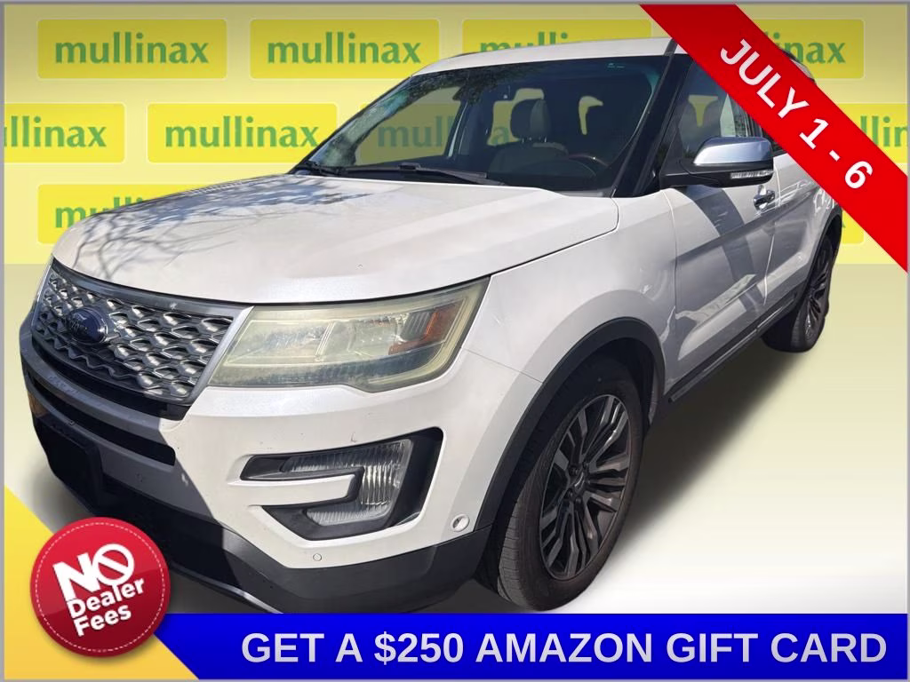 2016 White Platinum Clearcoat Metallic Ford Explorer Platinum 4X4 SUV