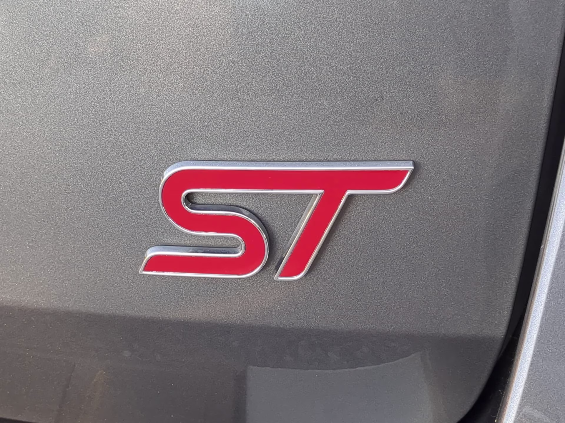 2022 Carbonized Gray Metallic Ford Explorer ST RWD SUV