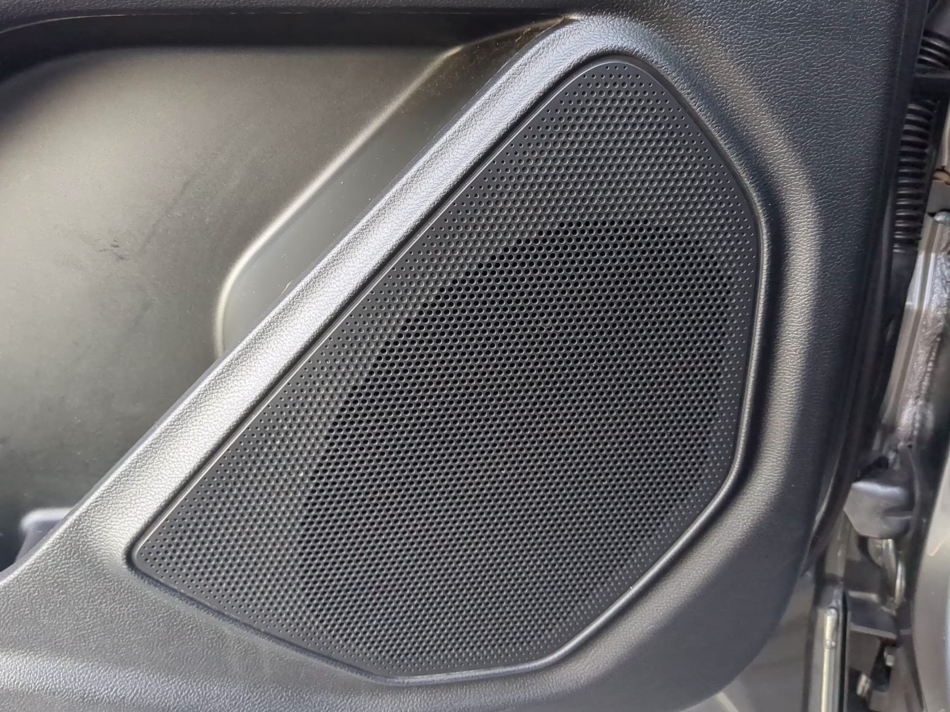 2022 Carbonized Gray Metallic Ford Explorer ST RWD SUV