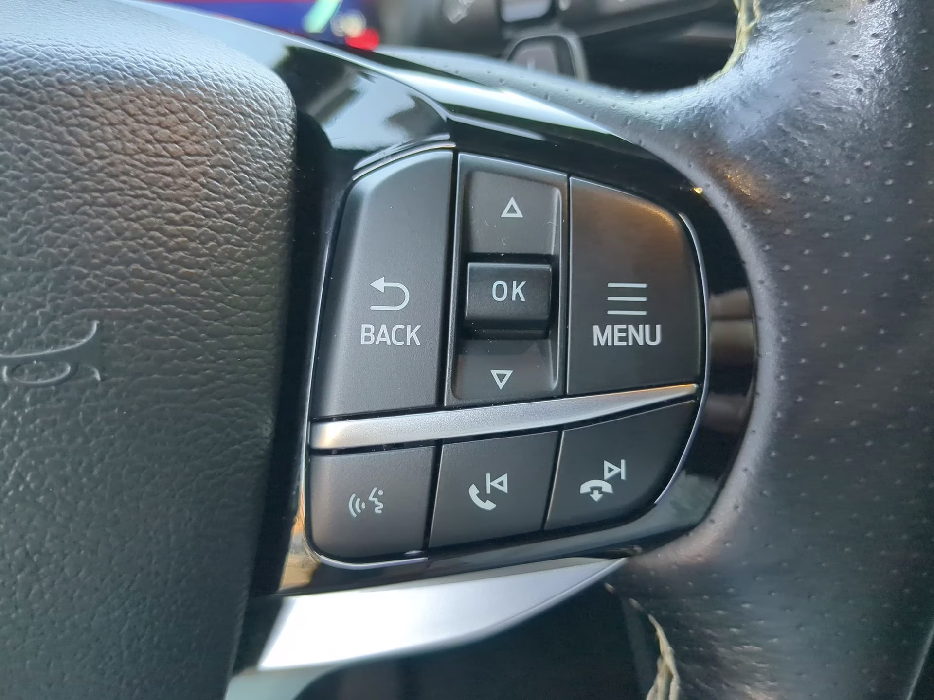 2022 Carbonized Gray Metallic Ford Explorer ST RWD SUV