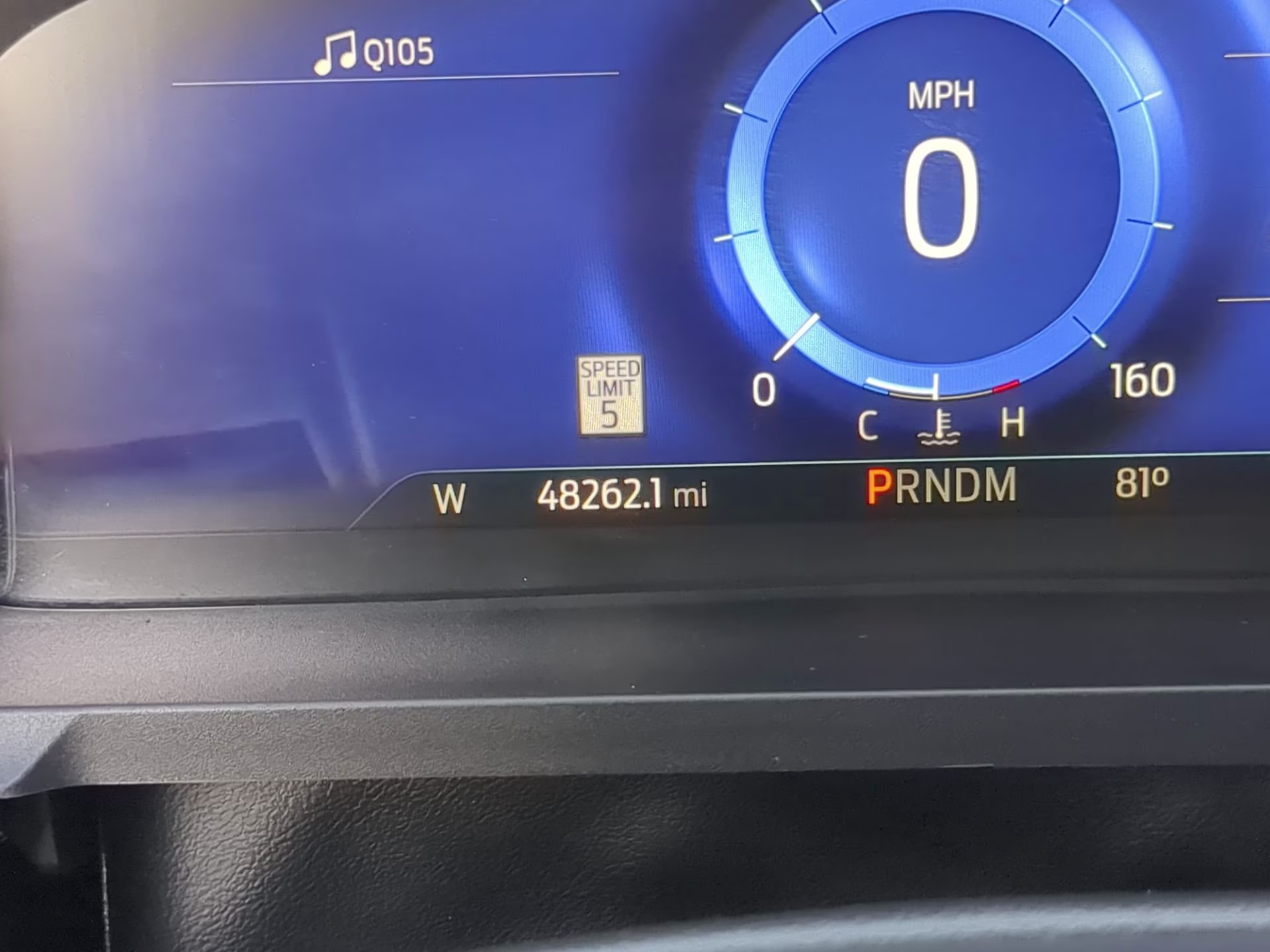 2022 Carbonized Gray Metallic Ford Explorer ST RWD SUV
