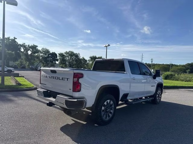 2024 Summit White Chevrolet Silverado 2500HD LT Crew Cab Pickup 4X4 Truck
