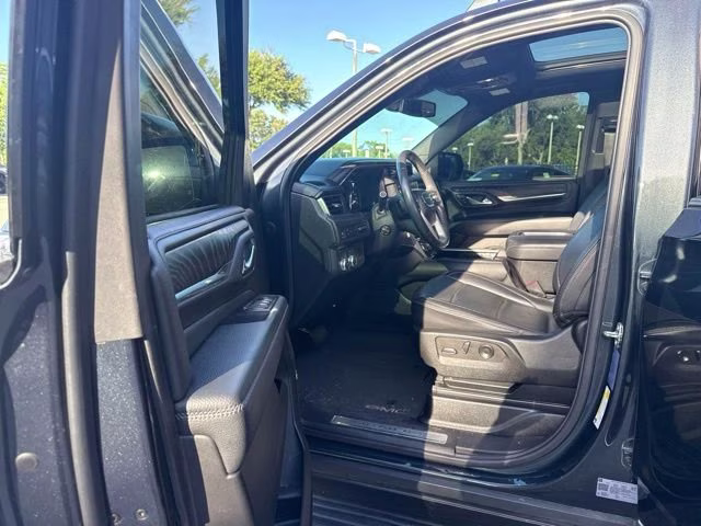 2021 Hunter Metallic GMC Yukon Denali RWD SUV