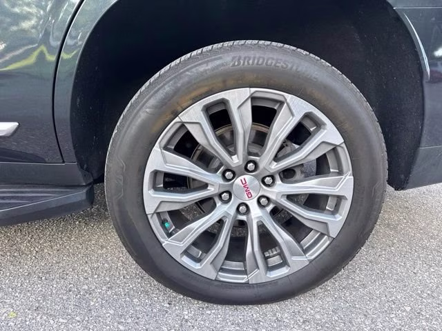2021 Hunter Metallic GMC Yukon Denali RWD SUV