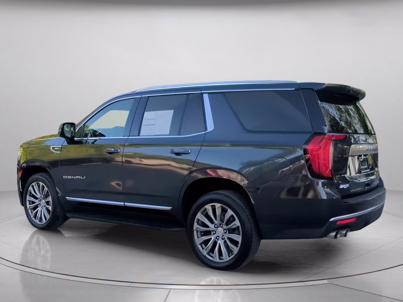 2021 Hunter Metallic GMC Yukon Denali RWD SUV