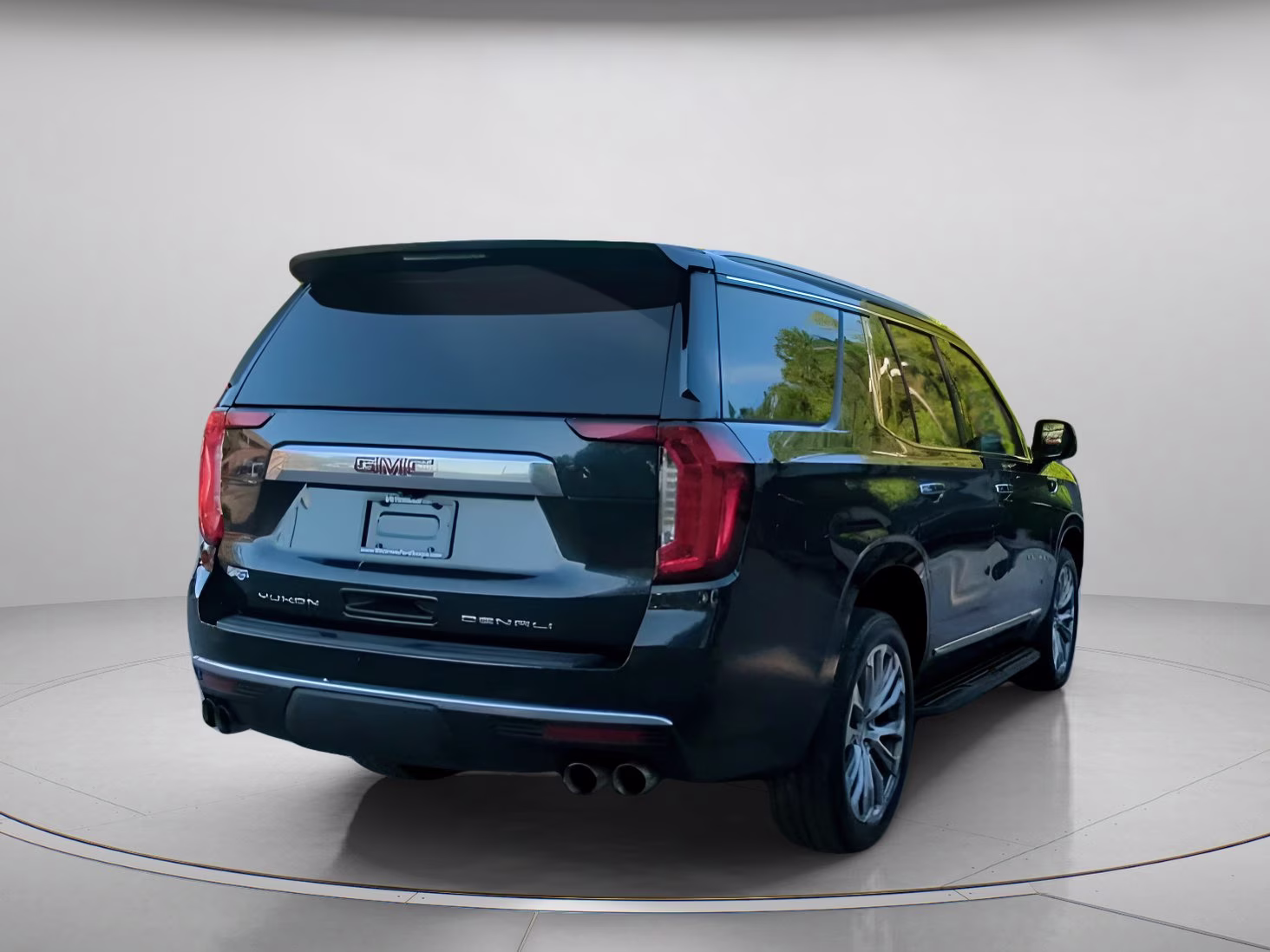 2021 Hunter Metallic GMC Yukon Denali RWD SUV