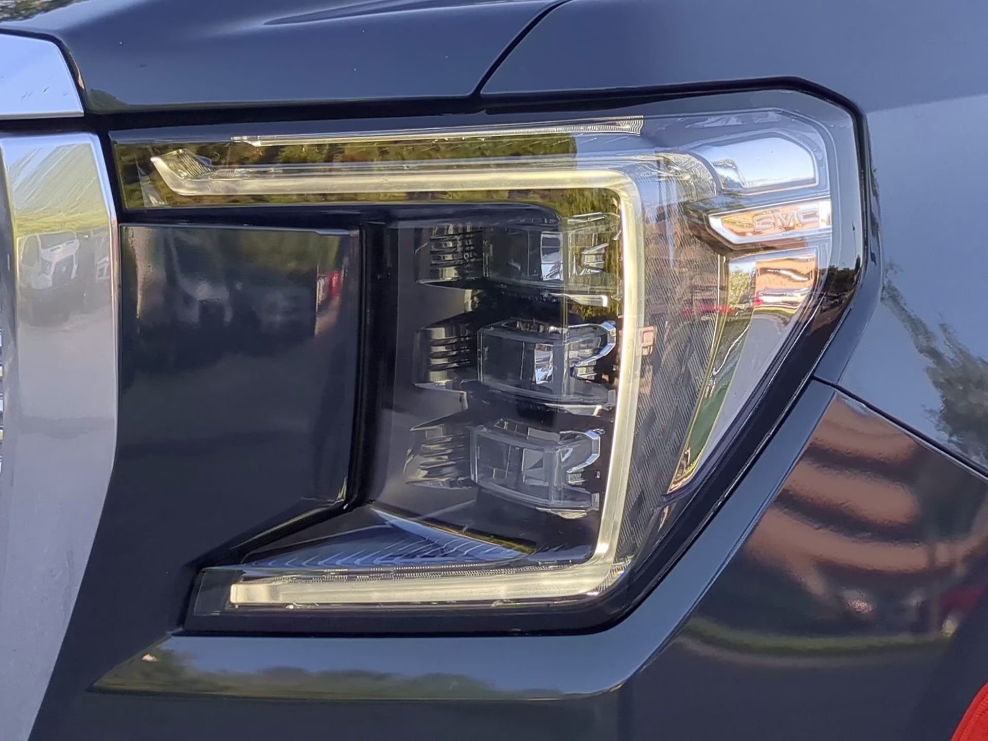 2021 Hunter Metallic GMC Yukon Denali RWD SUV