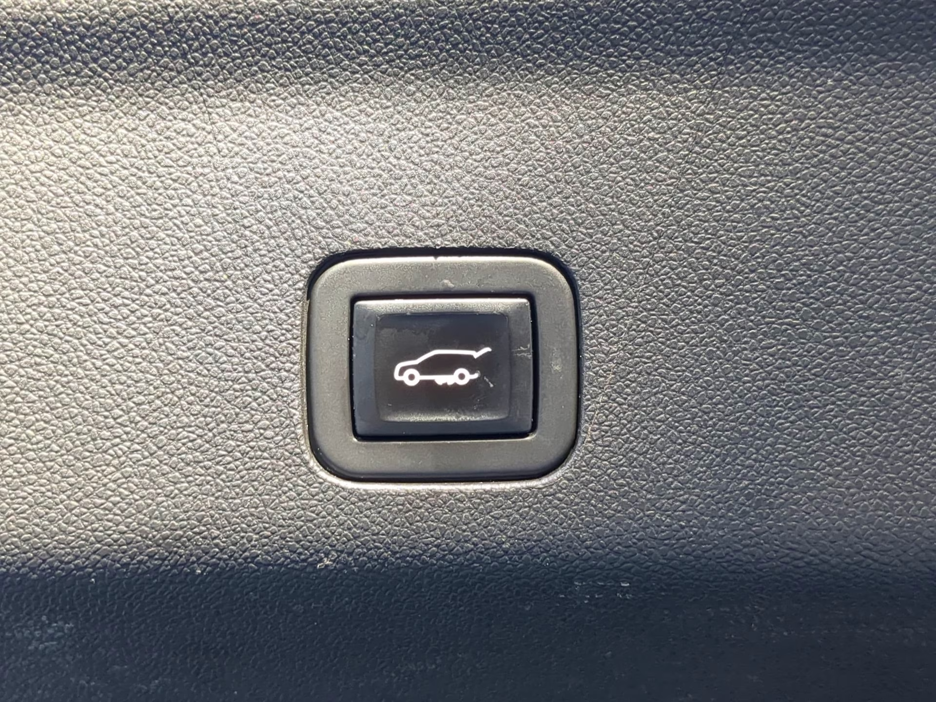 2021 Hunter Metallic GMC Yukon Denali RWD SUV