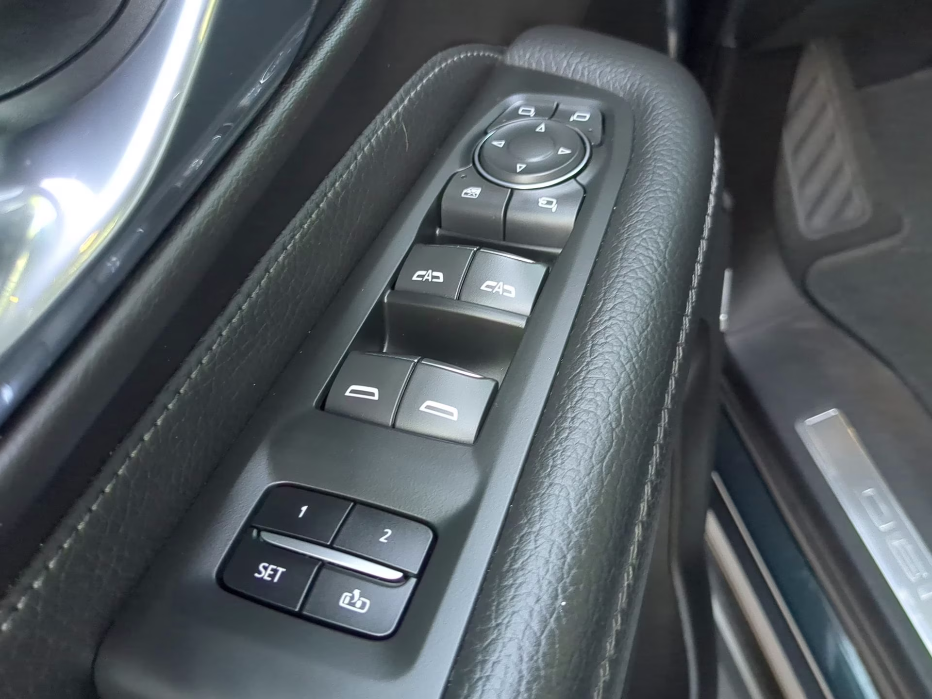 2021 Hunter Metallic GMC Yukon Denali RWD SUV