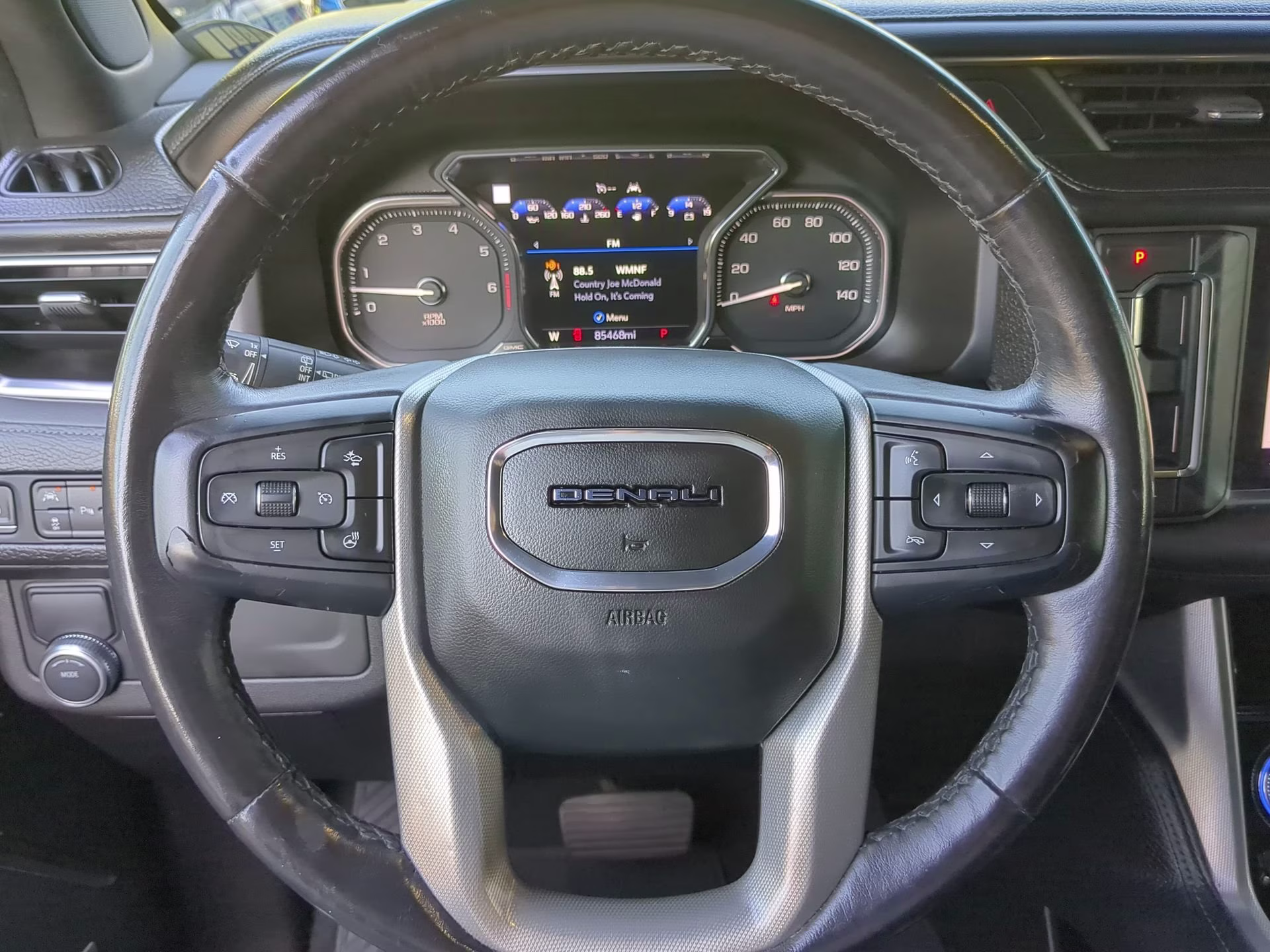 2021 Hunter Metallic GMC Yukon Denali RWD SUV