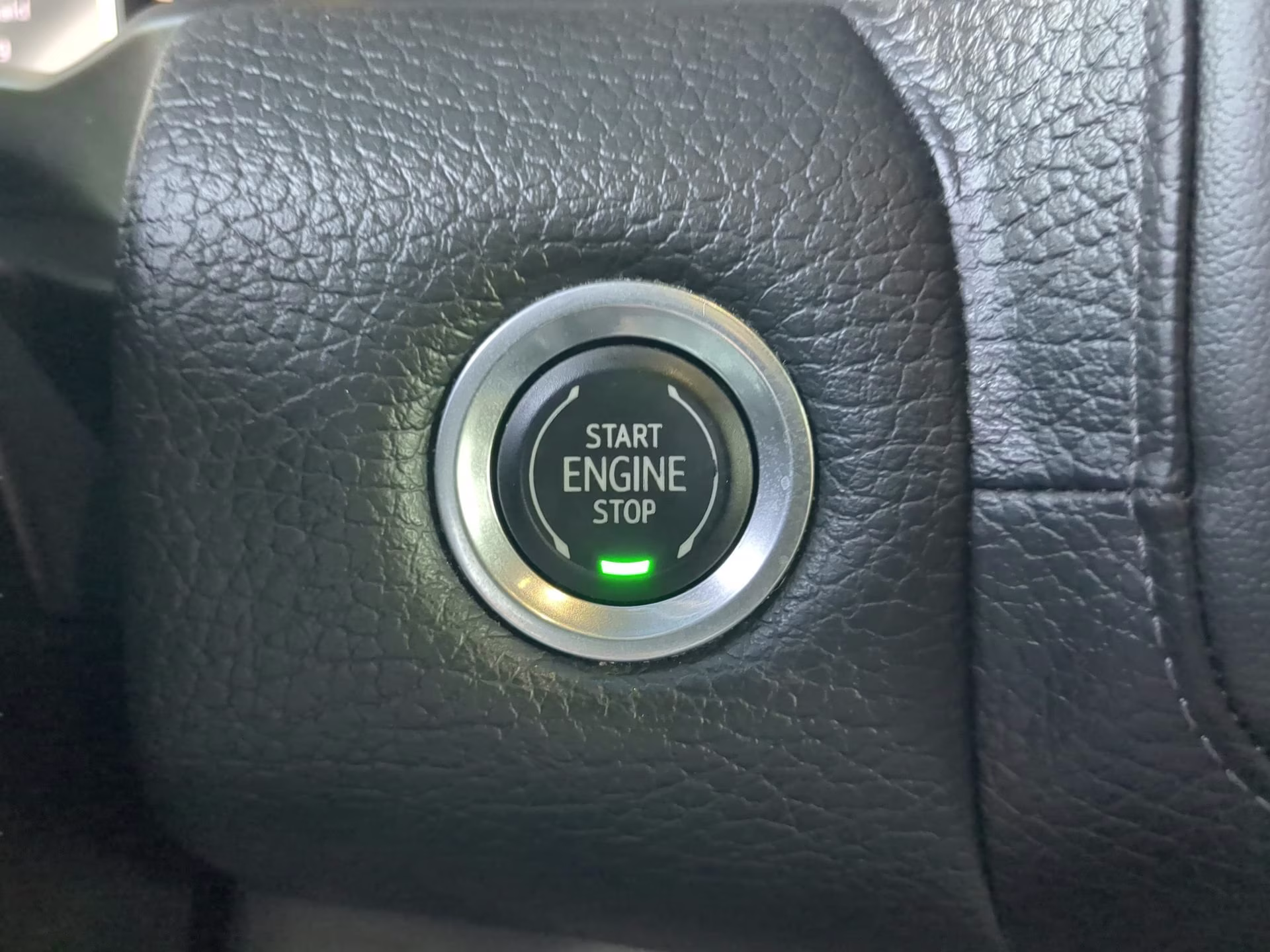 2021 Hunter Metallic GMC Yukon Denali RWD SUV