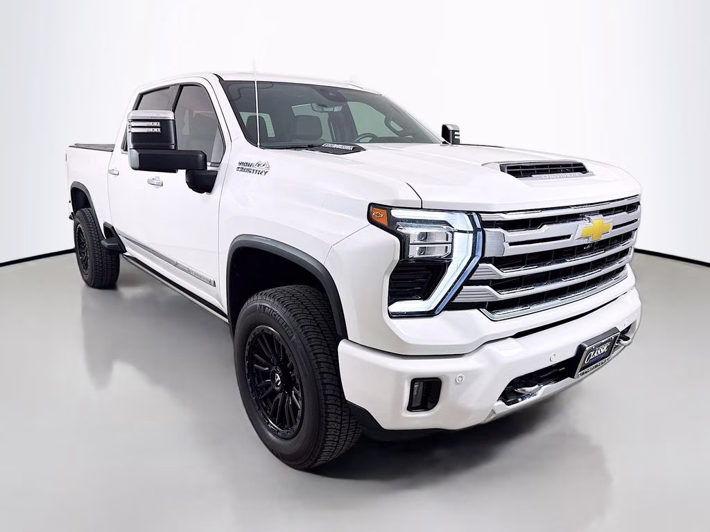 2024 Iridescent Pearl Tricoat Chevrolet Silverado 2500HD High Country 4X4 Truck