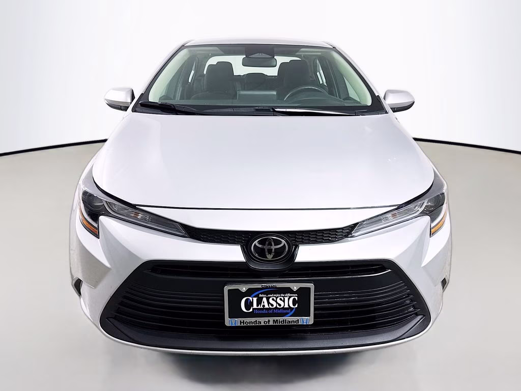 2024 Classic Silver Metallic Toyota Corolla LE FWD Sedan