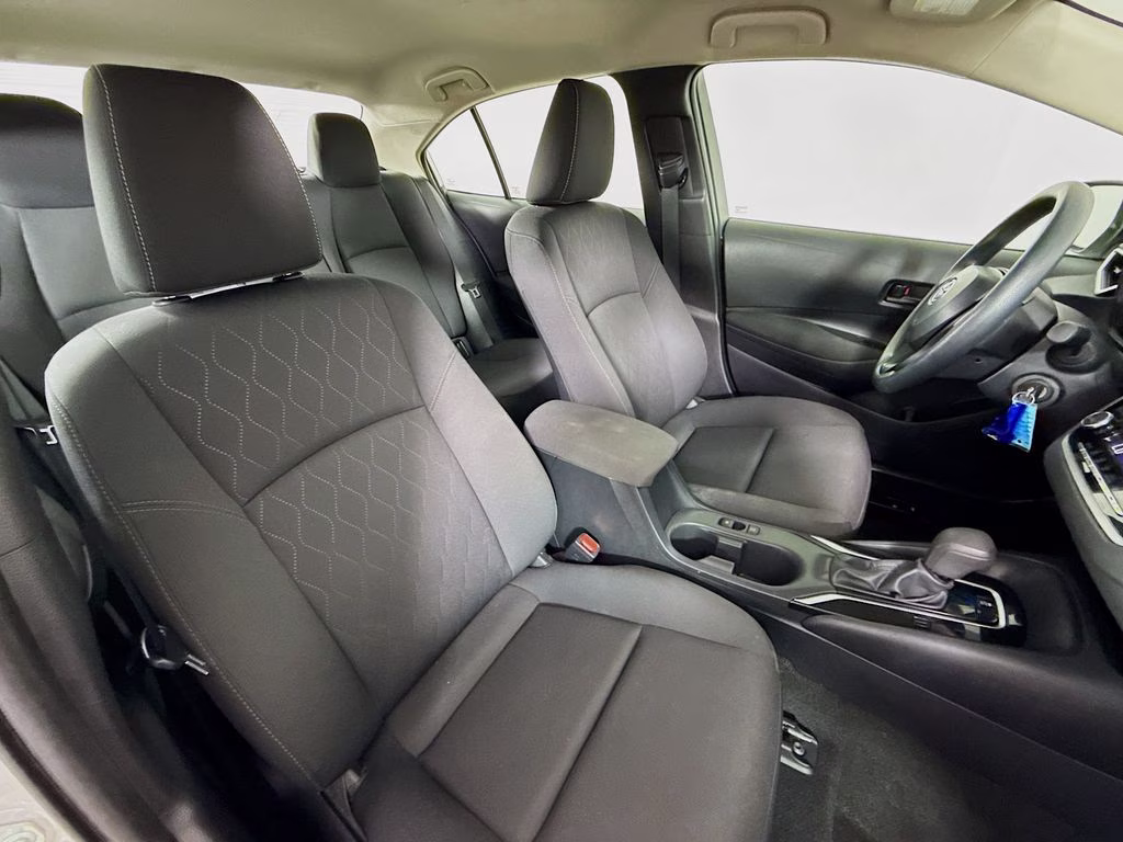 2024 Classic Silver Metallic Toyota Corolla LE FWD Sedan