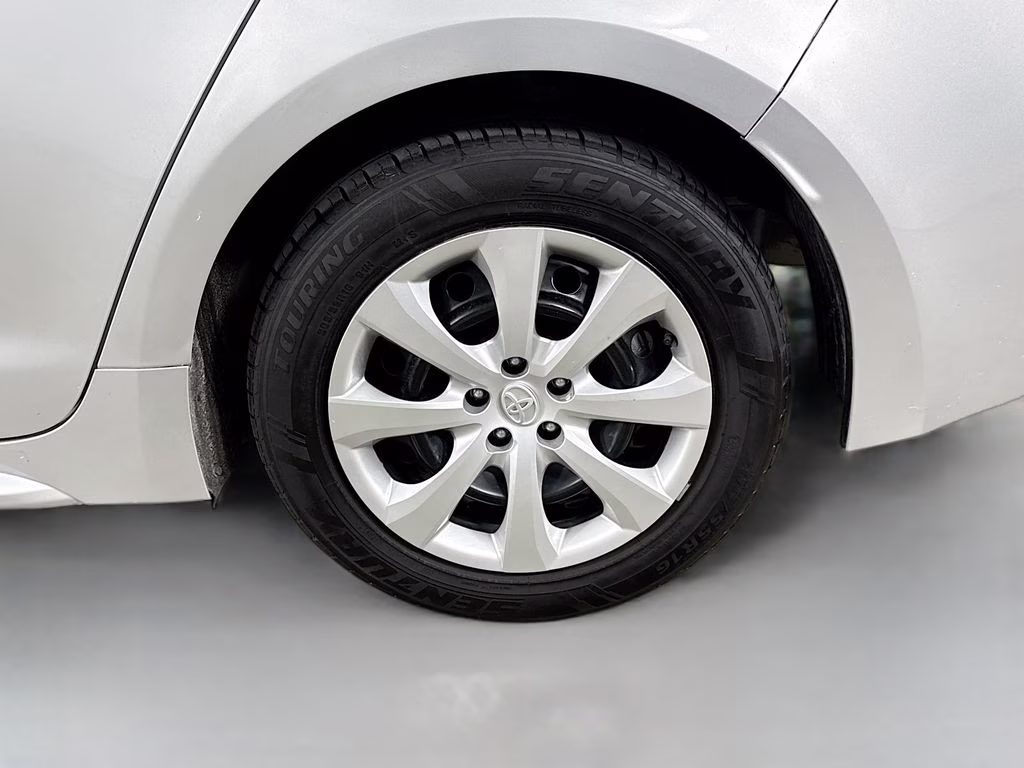 2024 Classic Silver Metallic Toyota Corolla LE FWD Sedan