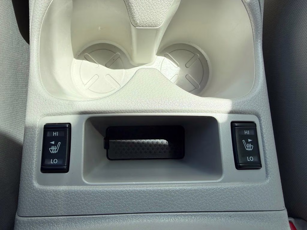 2022 Pearl White Tricoat Nissan Rogue Sport SL AWD SUV