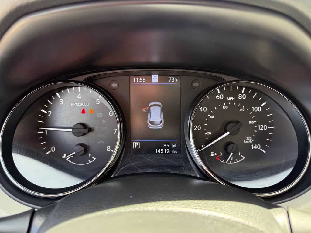 2022 Pearl White Tricoat Nissan Rogue Sport SL AWD SUV