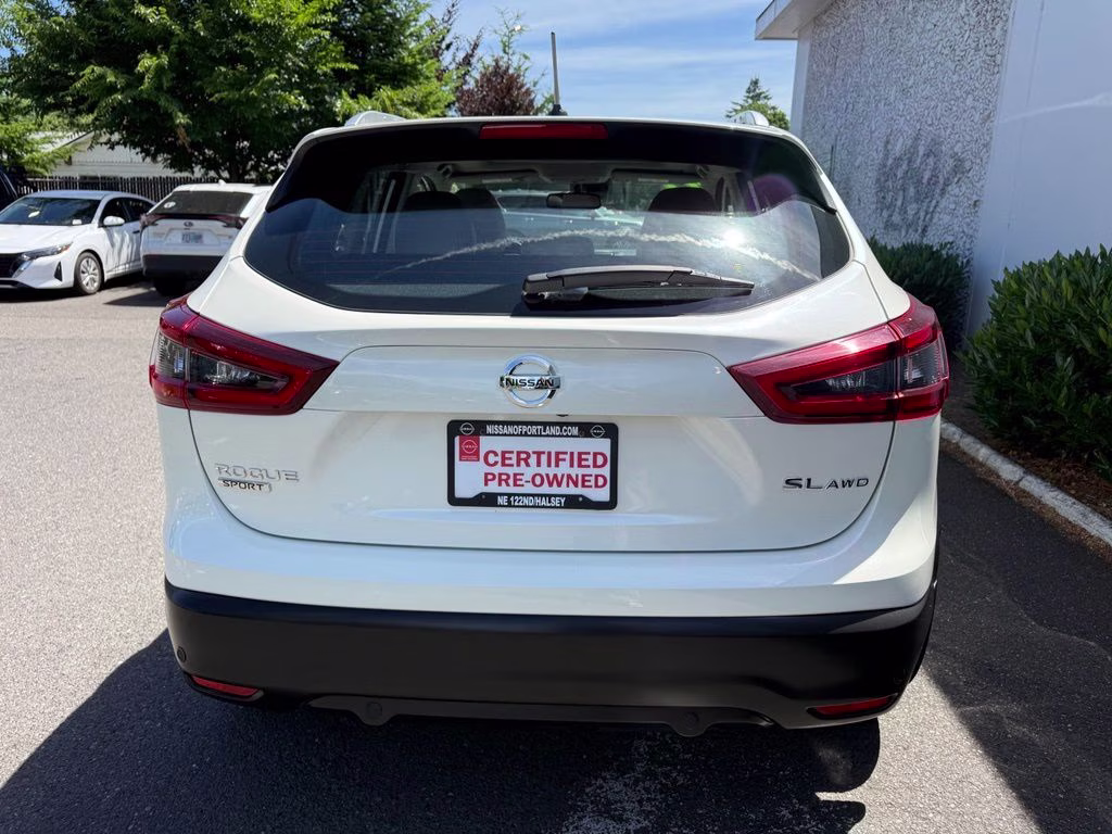 2022 Pearl White Tricoat Nissan Rogue Sport SL AWD SUV